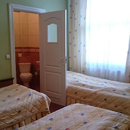 Premier Cru Bed & Breakfast *